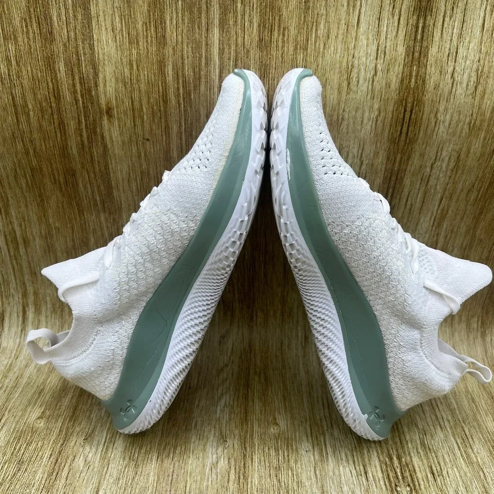 Under Armour Flow Velociti SE Women's Size 8.5 White Phoenix Fire 3024017-114‎